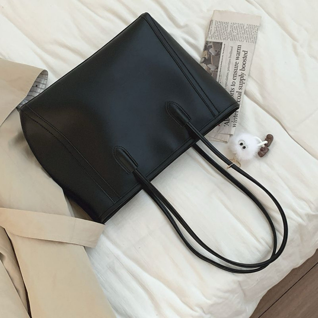 Fashionable leather women's bag